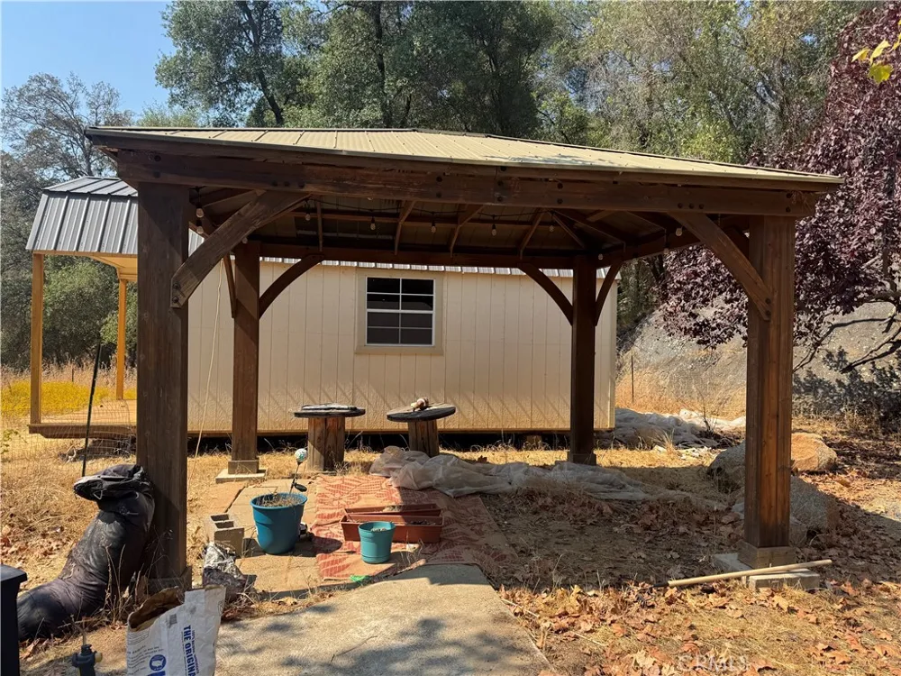 5393 Schafer Rd Mariposa, CA 95338