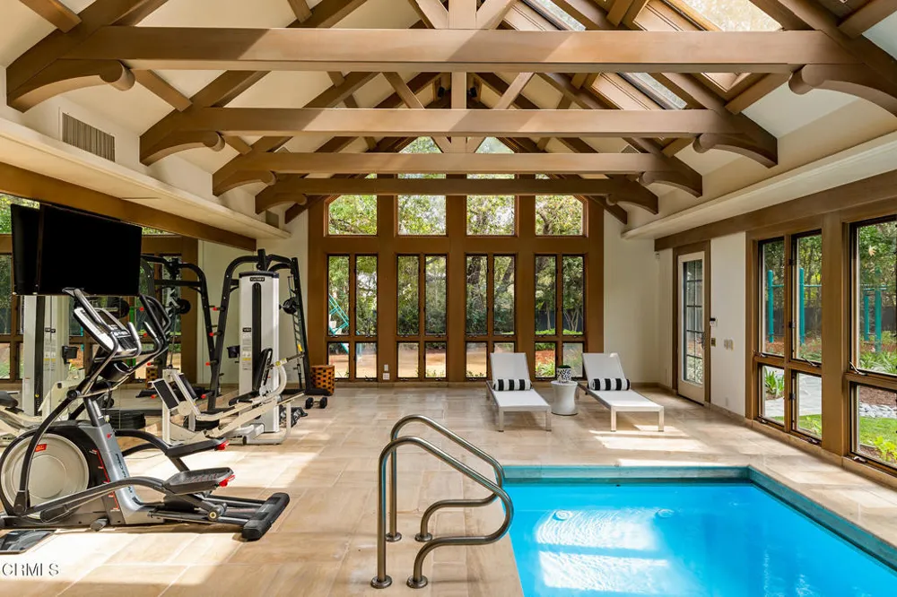 860 Flintridge Avenue La Canada Flintridge, CA 91011