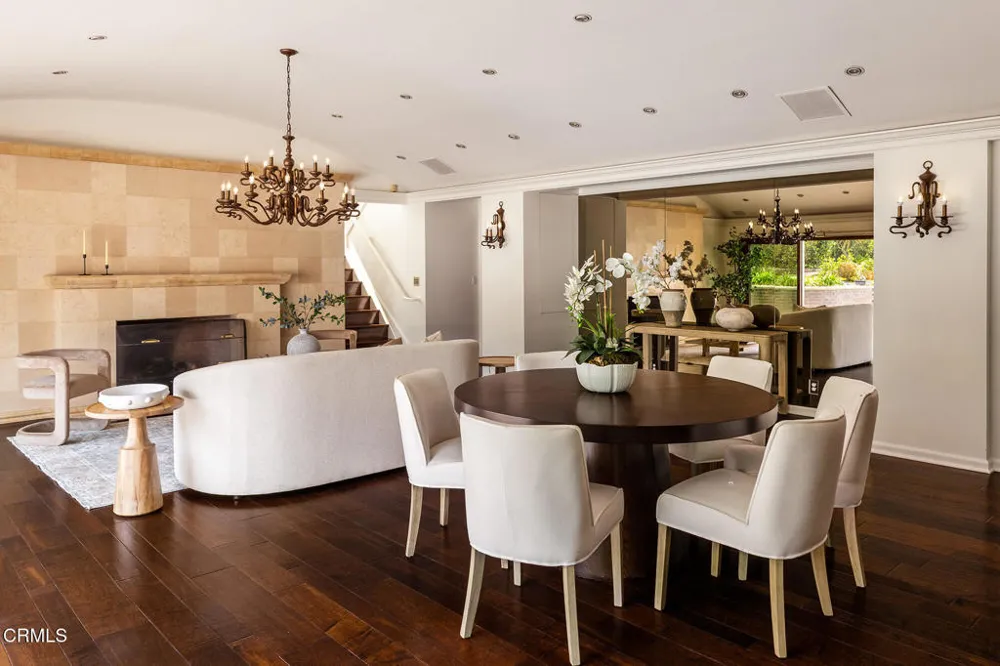 860 Flintridge Avenue La Canada Flintridge, CA 91011