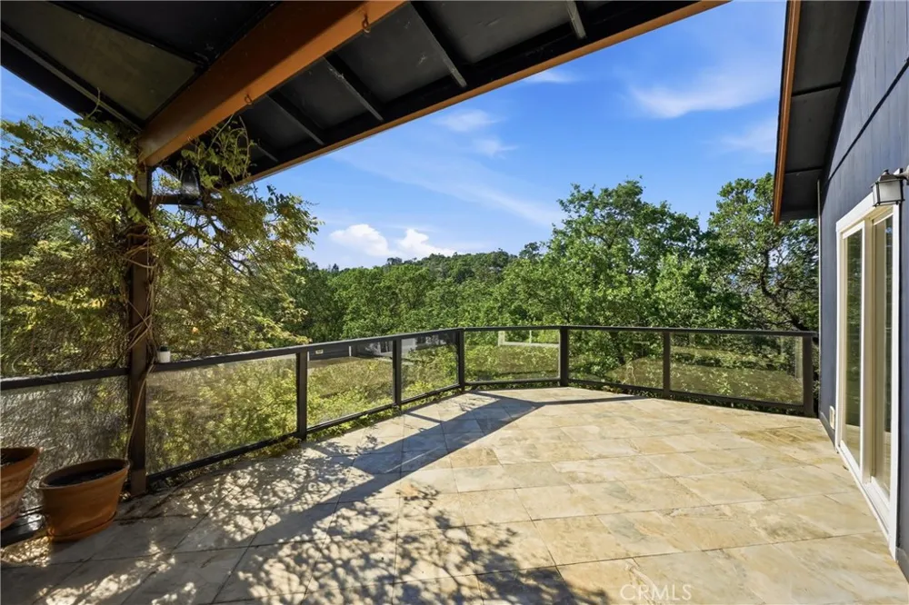 19345 Moon Ridge Hidden Valley Lake, CA 95467