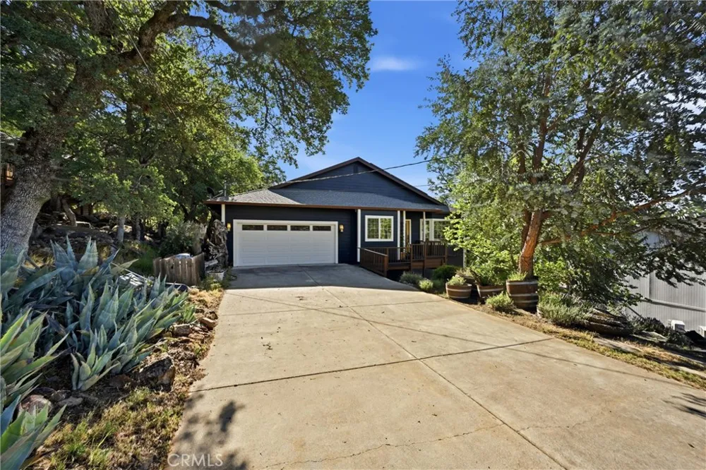 19345 Moon Ridge Hidden Valley Lake, CA 95467
