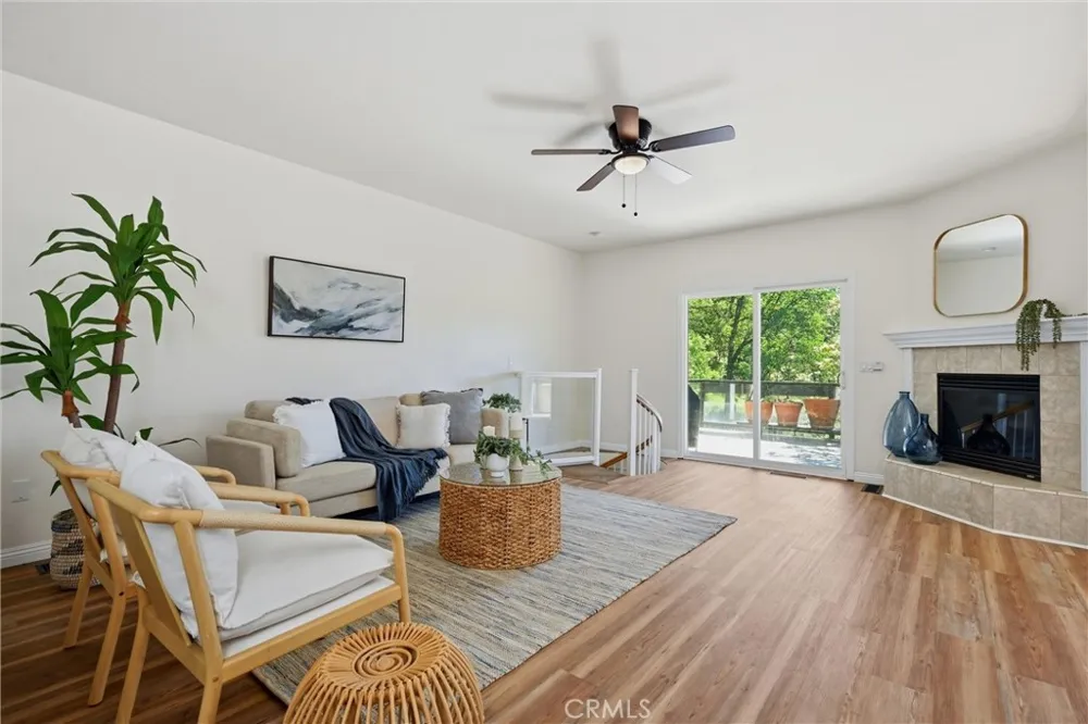 19345 Moon Ridge Hidden Valley Lake, CA 95467