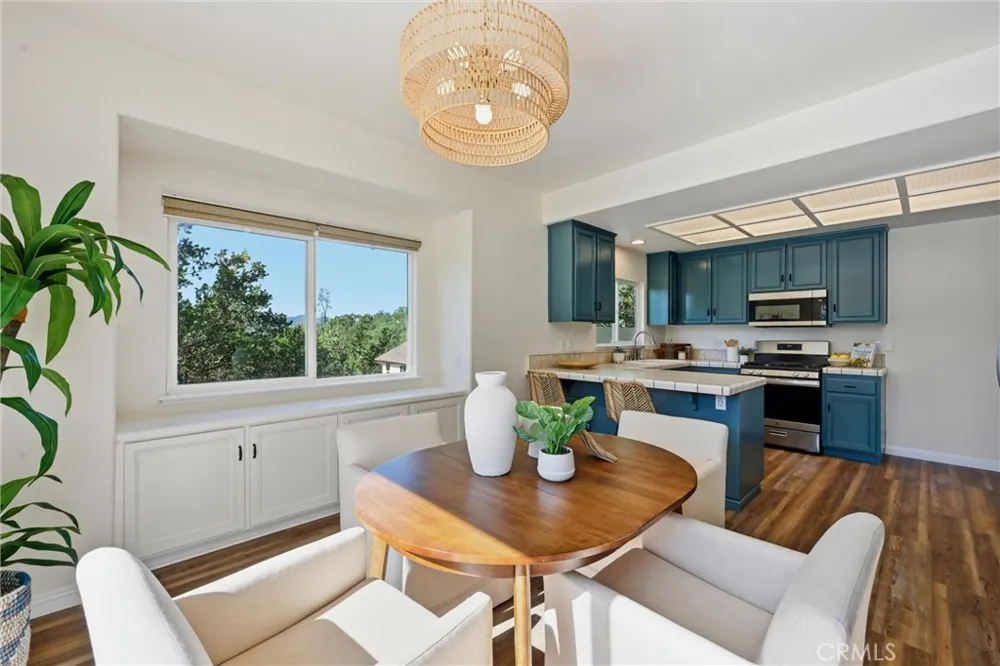 19345 Moon Ridge Hidden Valley Lake, CA 95467