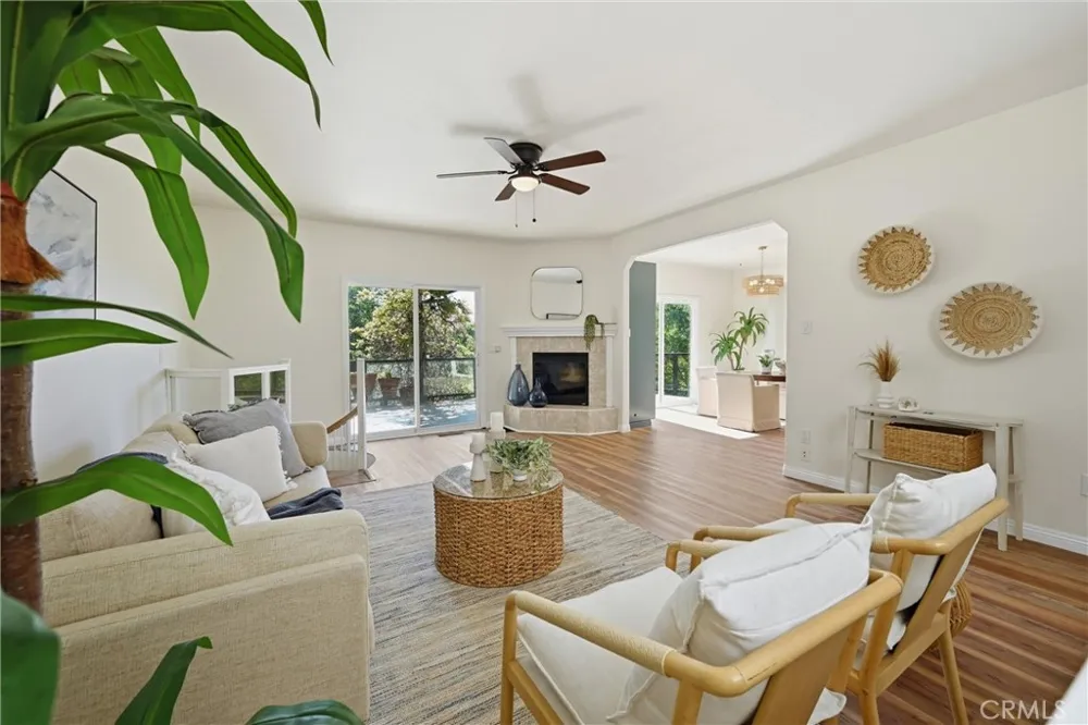 19345 Moon Ridge Hidden Valley Lake, CA 95467