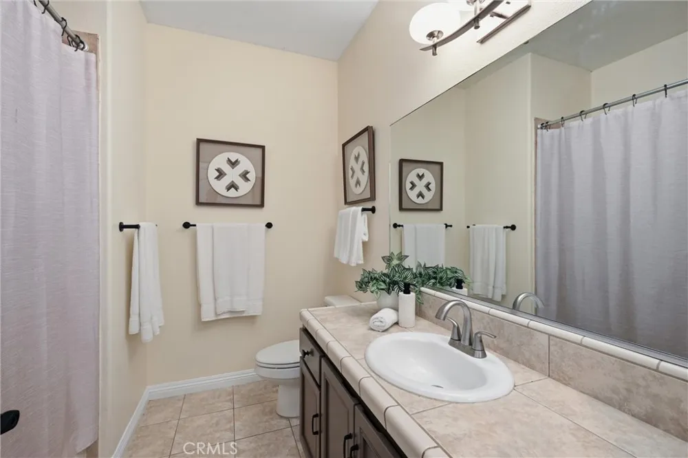 19345 Moon Ridge Hidden Valley Lake, CA 95467