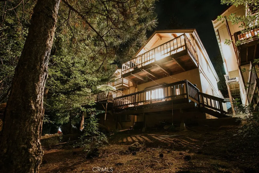 2352 Pine Drive Arrowbear, CA 92382