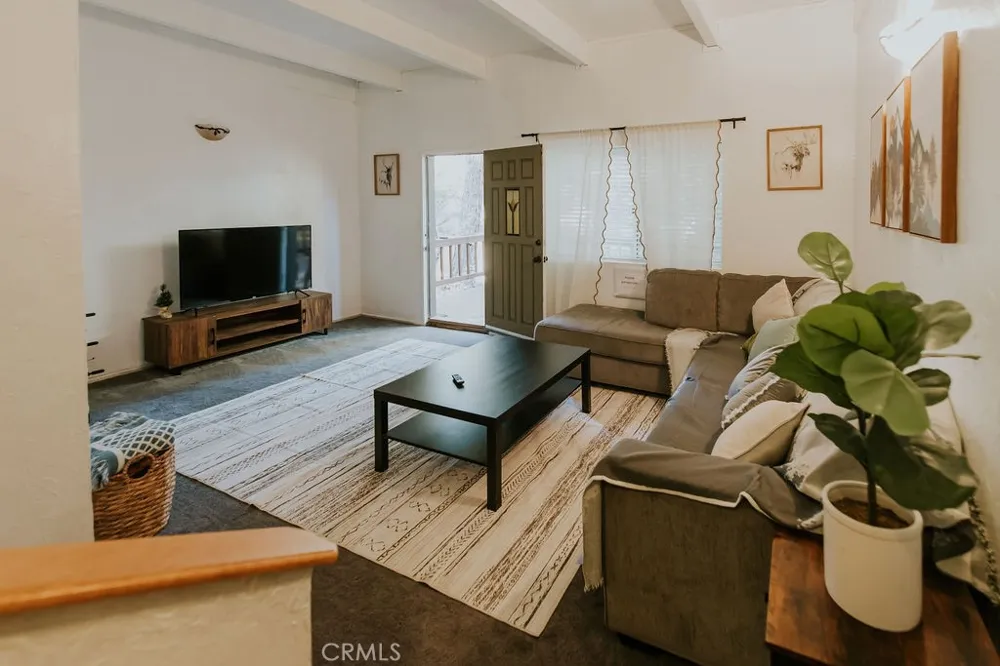 2352 Pine Drive Arrowbear, CA 92382