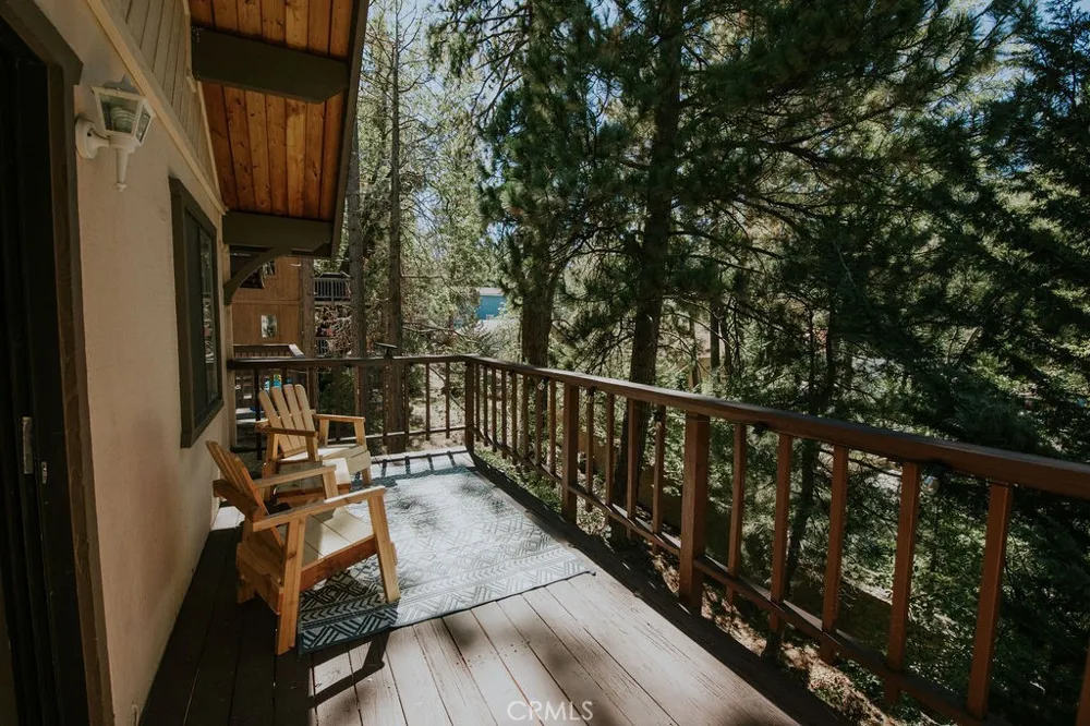 2352 Pine Drive Arrowbear, CA 92382