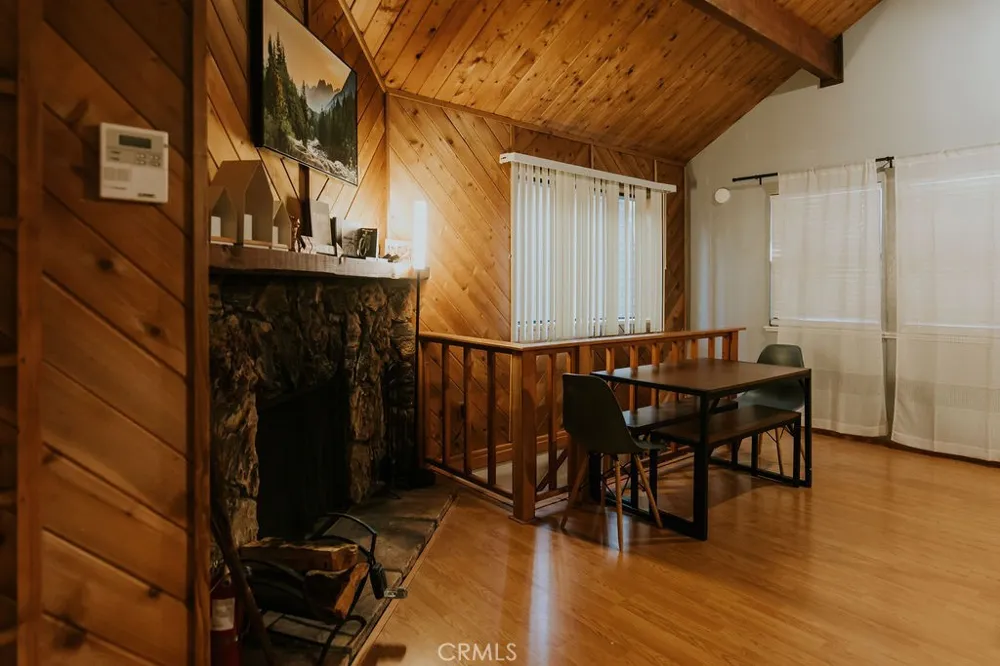 2352 Pine Drive Arrowbear, CA 92382