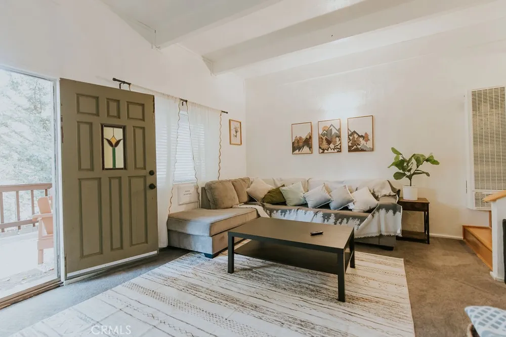2352 Pine Drive Arrowbear, CA 92382