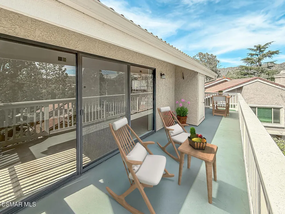 576 Calle De Las Ovejas Oak Park, CA 91377
