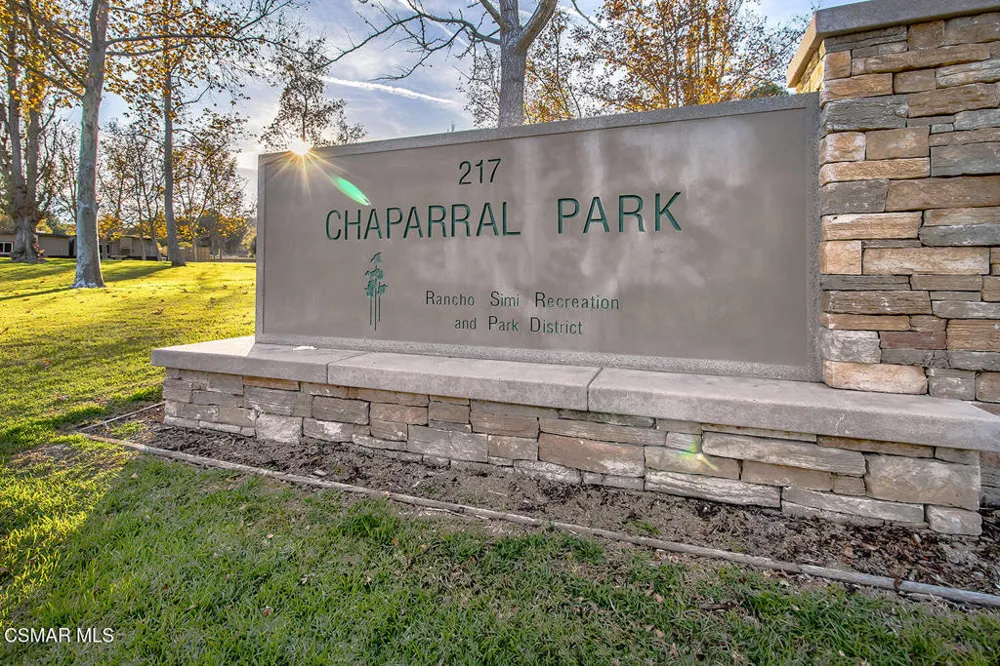 576 Calle De Las Ovejas Oak Park, CA 91377
