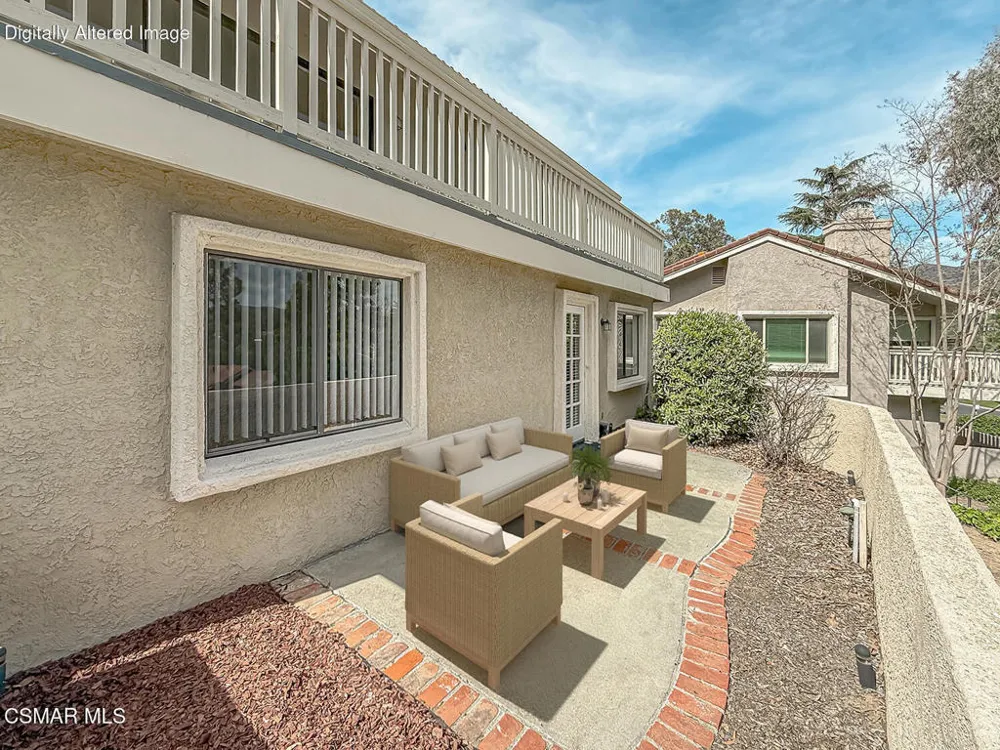 576 Calle De Las Ovejas Oak Park, CA 91377