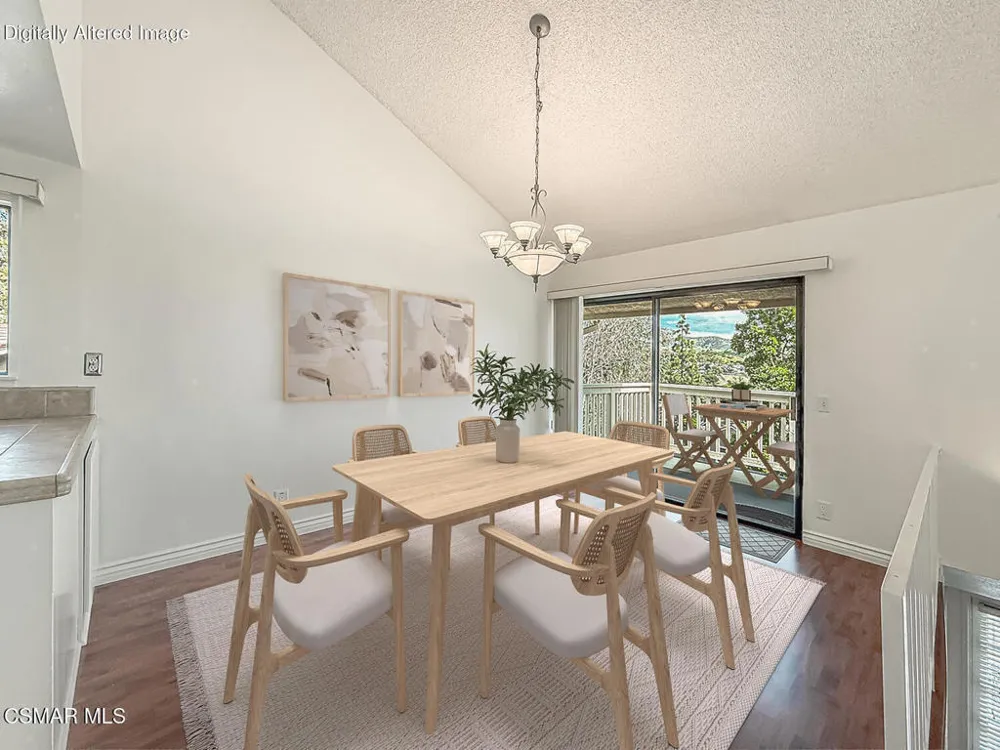 576 Calle De Las Ovejas Oak Park, CA 91377