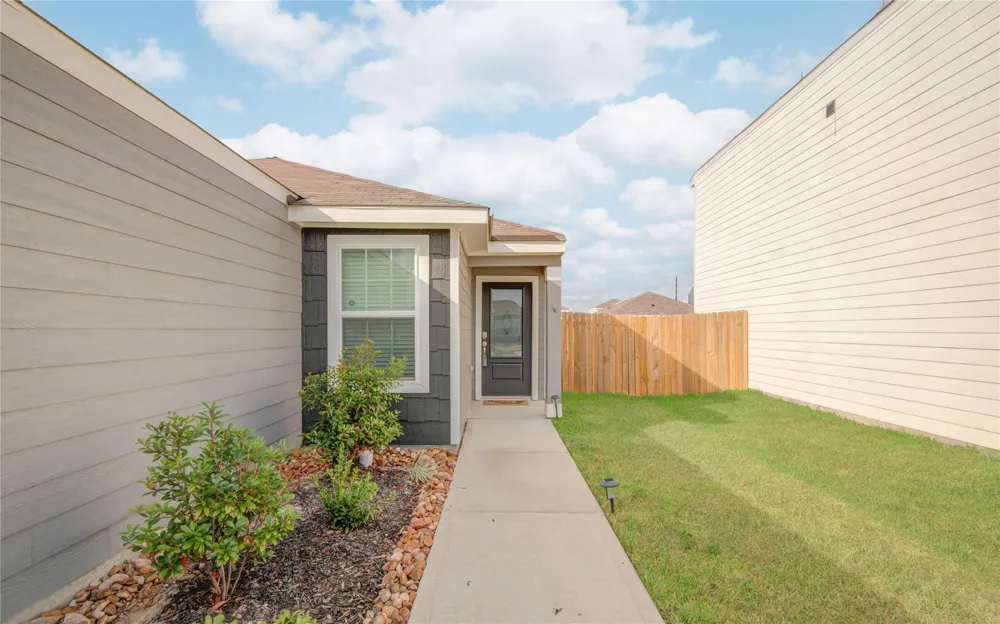 8007 Vanilla Orchid Drive Houston, TX 77016