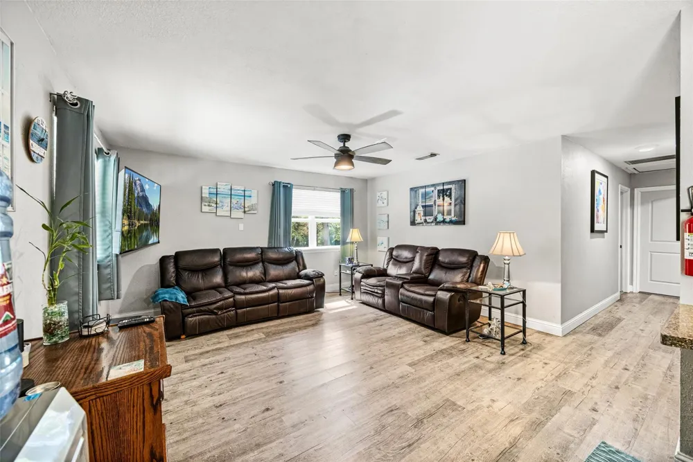 123 White Oak Drive Woodbranch, TX 77357