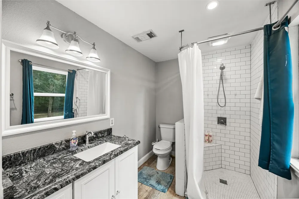 123 White Oak Drive Woodbranch, TX 77357