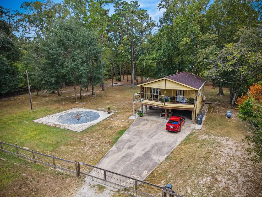 123 White Oak Drive Woodbranch, TX 77357