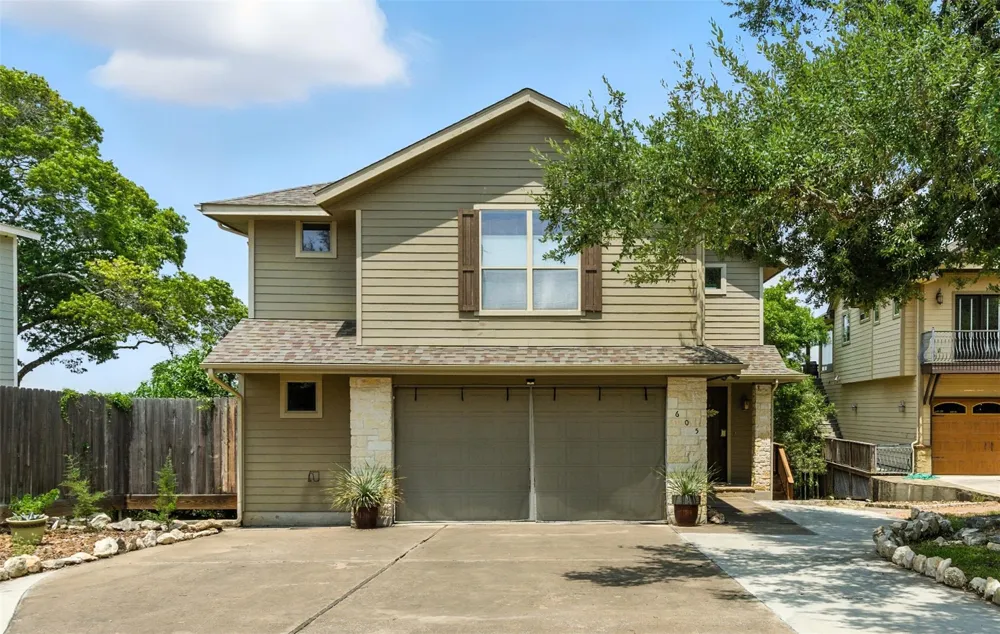 605 Riviera Drive Canyon Lake, TX 78133