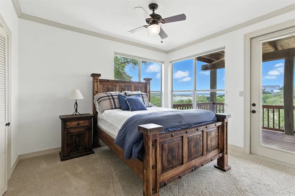 605 Riviera Drive Canyon Lake, TX 78133