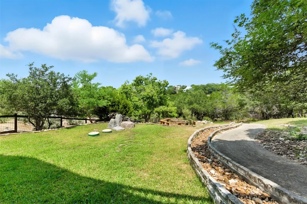 605 Riviera Drive Canyon Lake, TX 78133