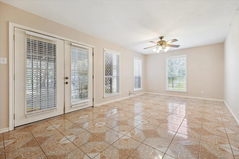 1011 Fm 2502 Road Bellville, TX 77418