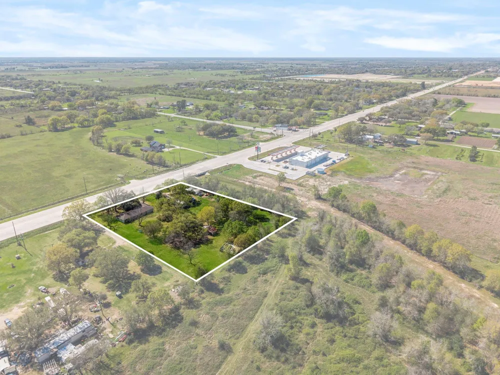15727 Highway 36 Needville, TX 77461