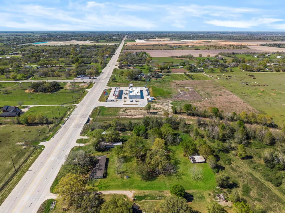 15727 Highway 36 Needville, TX 77461