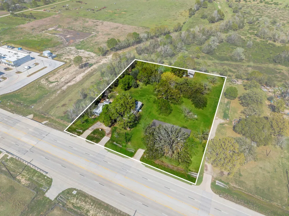15727 Highway 36 Needville, TX 77461
