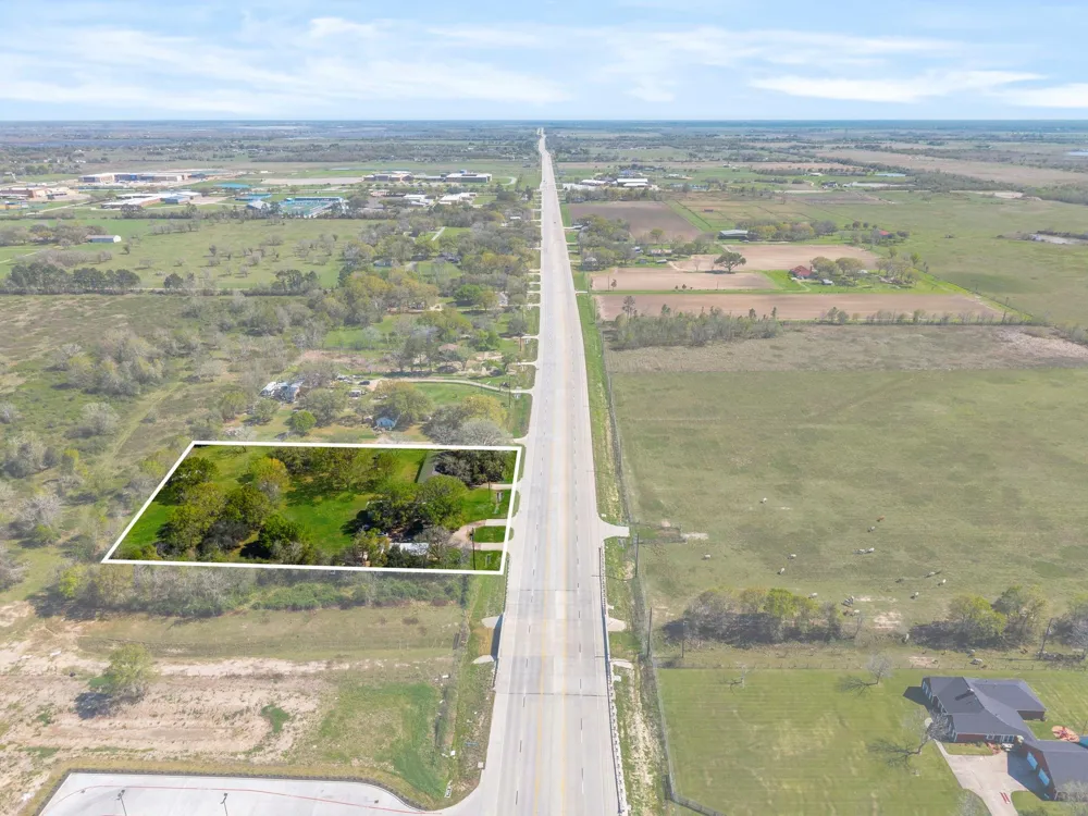15727 Highway 36 Needville, TX 77461