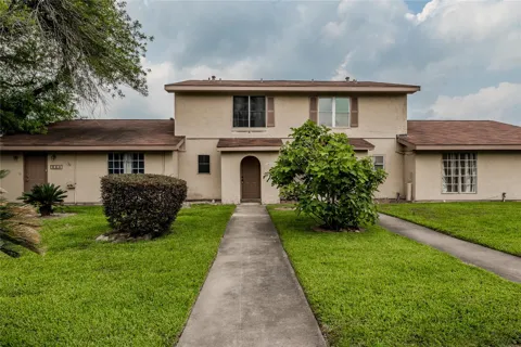 1803 Country Village Boulevard