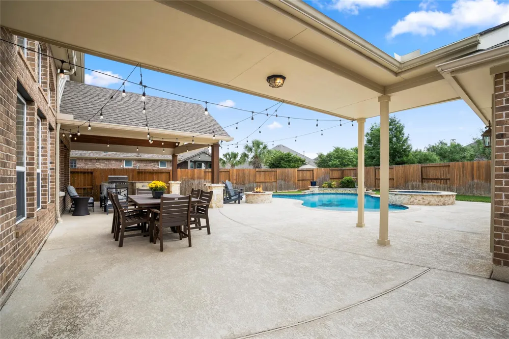 17514 Bolte Timbers Lane Tomball, TX 77377