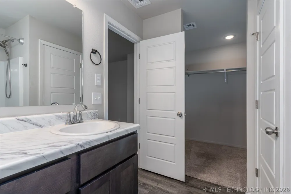7312 E 141st Street Collinsville, OK 74021