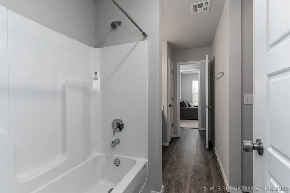 7312 E 141st Street Collinsville, OK 74021