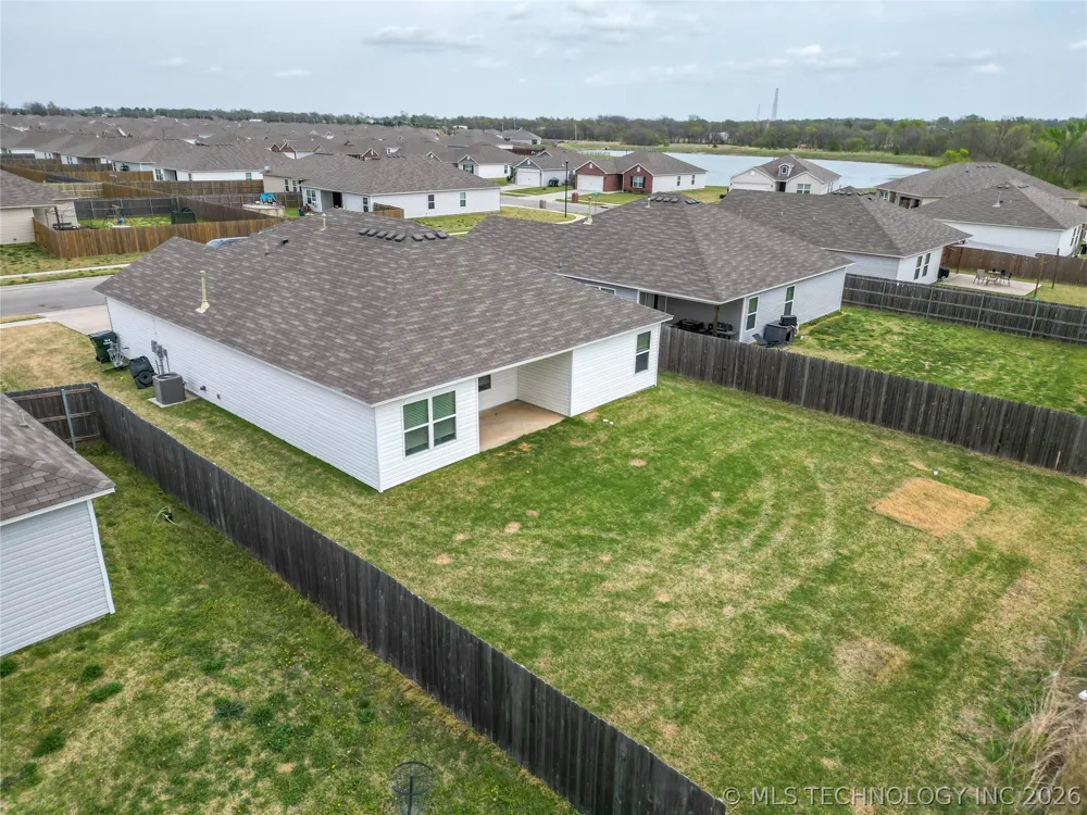 7312 E 141st Street Collinsville, OK 74021