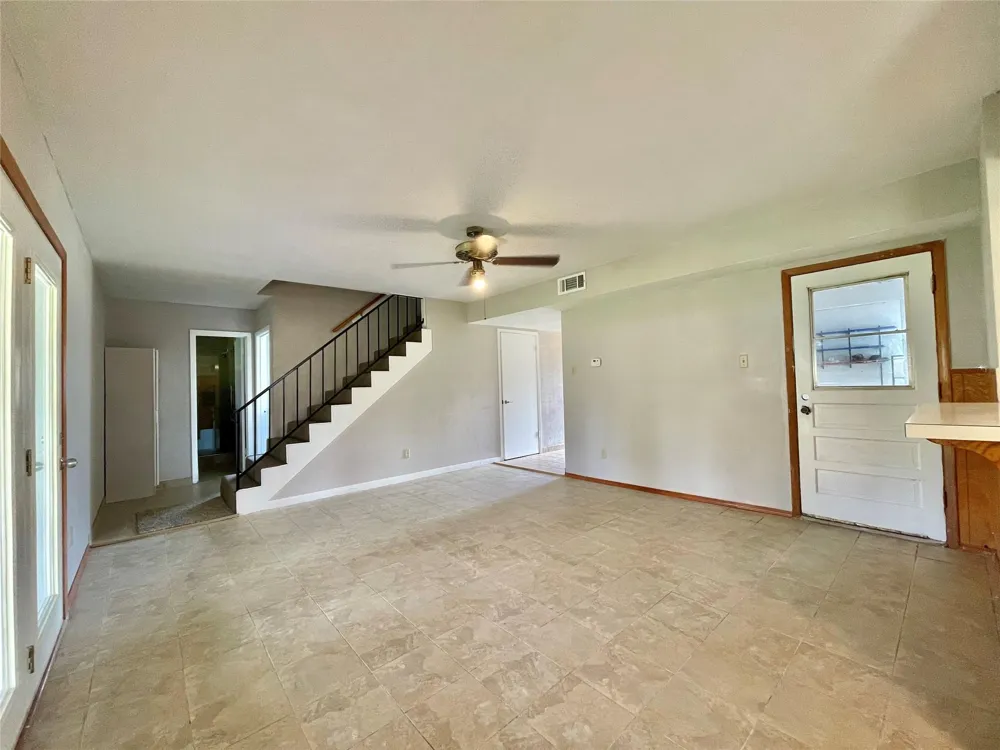 509 Dwyer Street Angleton, TX 77515