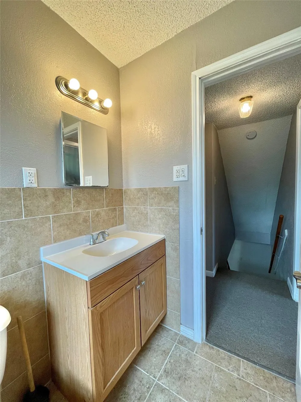 509 Dwyer Street Angleton, TX 77515