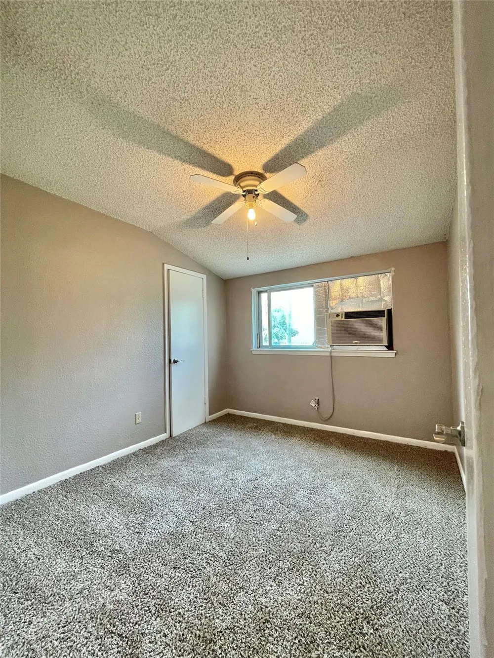 509 Dwyer Street Angleton, TX 77515