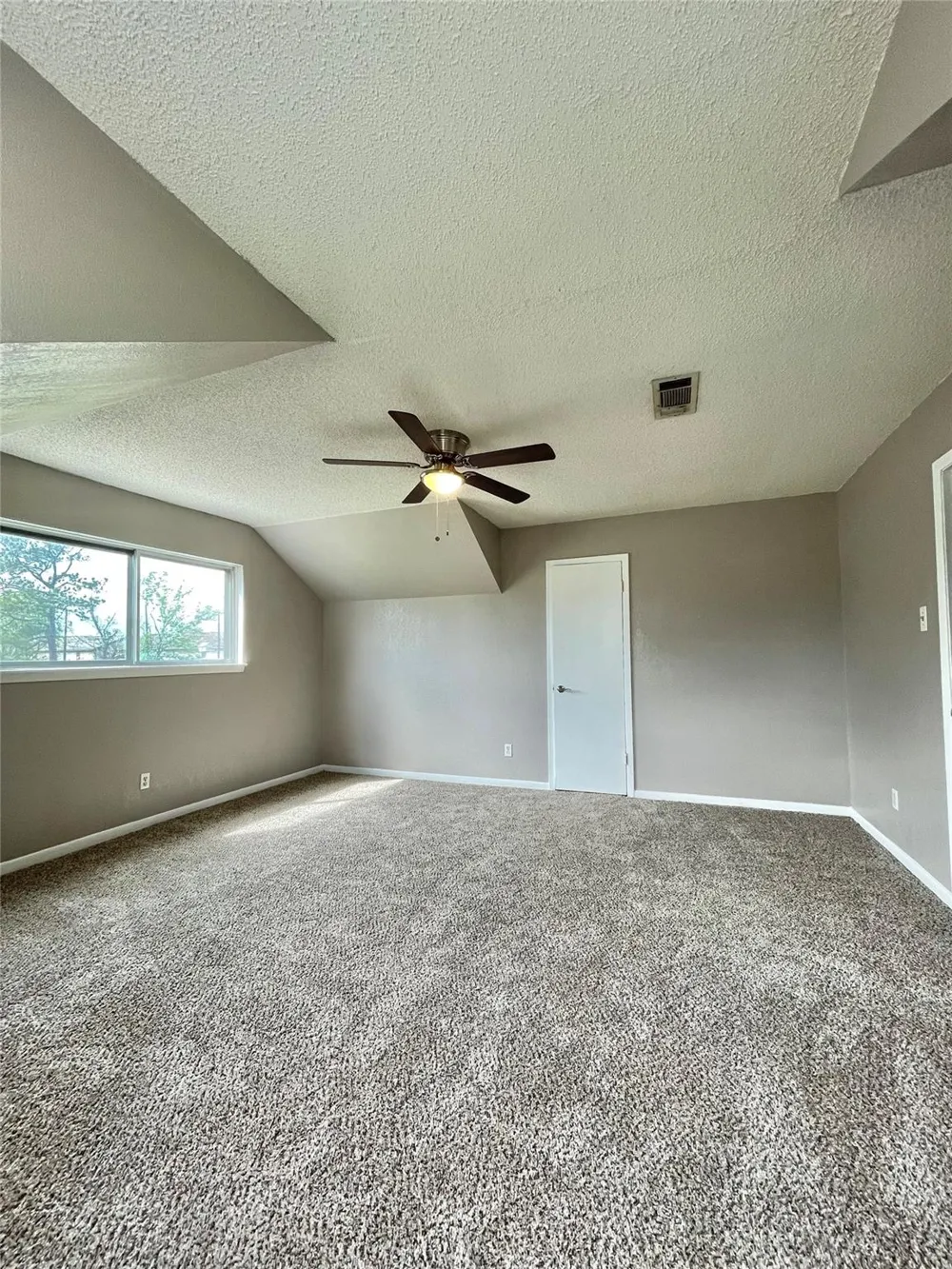 509 Dwyer Street Angleton, TX 77515