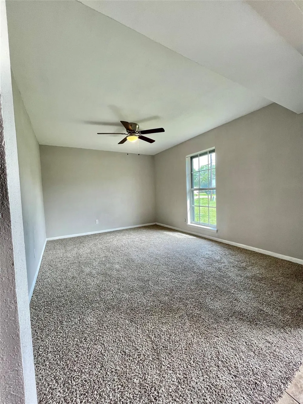 509 Dwyer Street Angleton, TX 77515