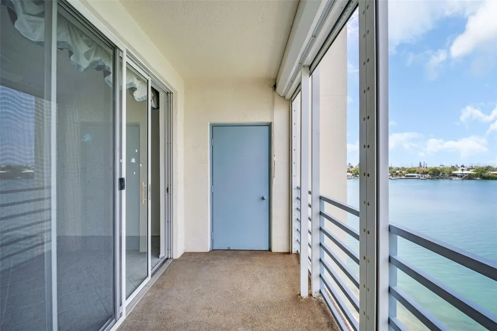 7932 SAILBOAT KEY BOULEVARD S #402 South Pasadena, FL 33707
