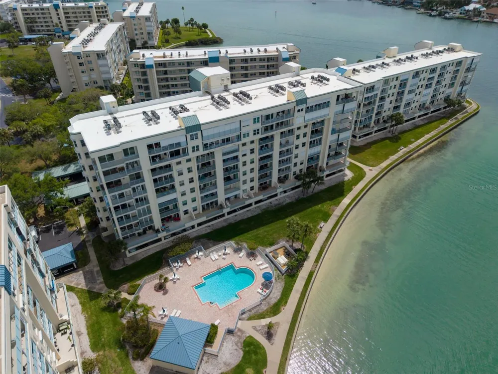 7932 SAILBOAT KEY BOULEVARD S #402 South Pasadena, FL 33707