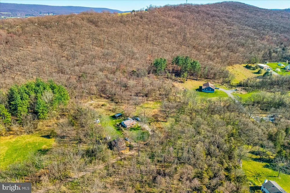19133 GEETING ROAD Keedysville, MD 21756