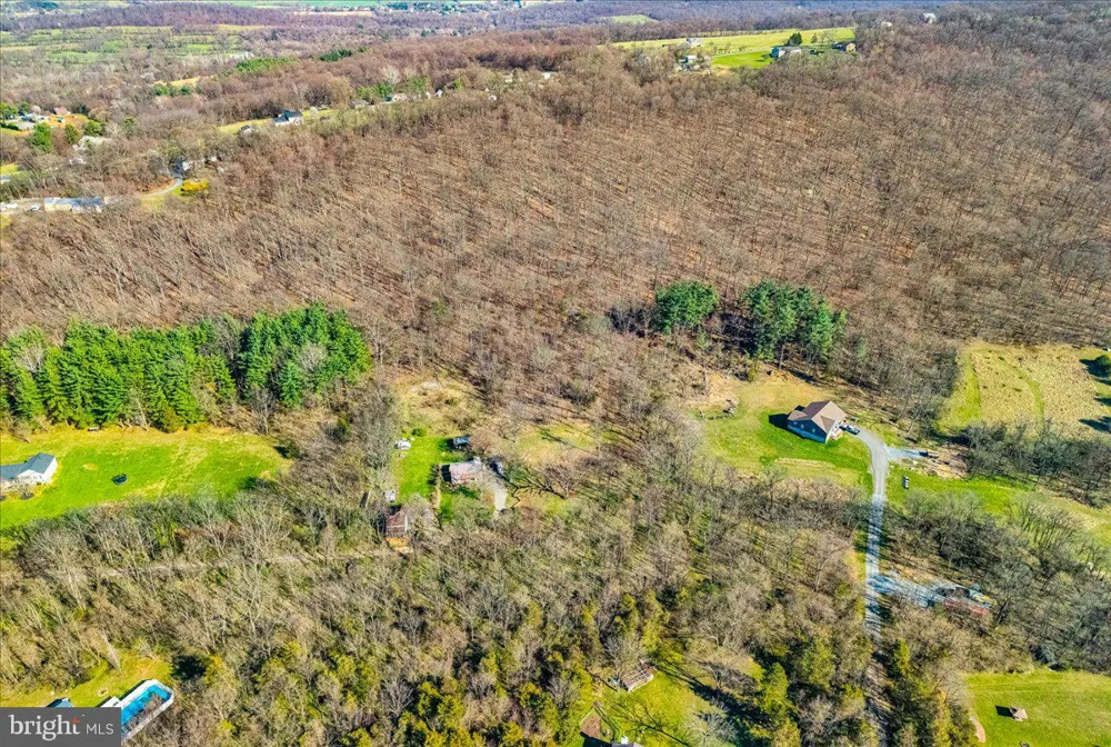 19133 GEETING ROAD Keedysville, MD 21756