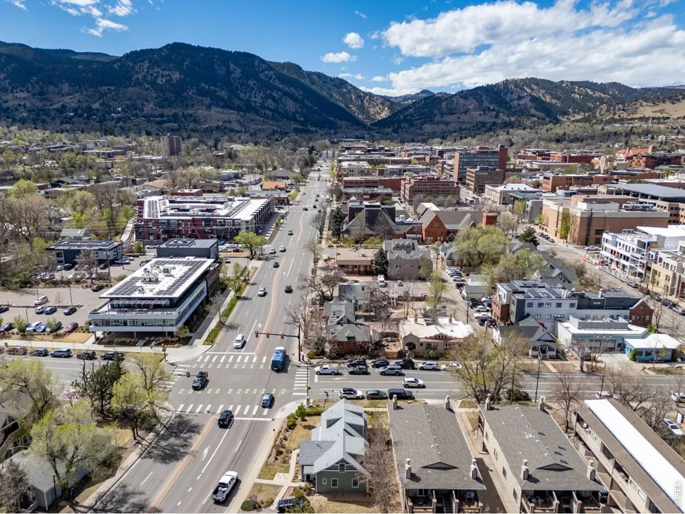 1806 17th Street Boulder, CO 80302