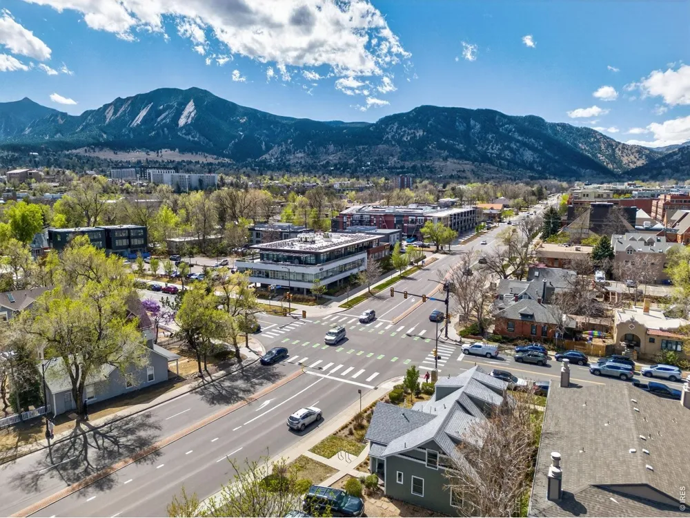 1806 17th Street Boulder, CO 80302