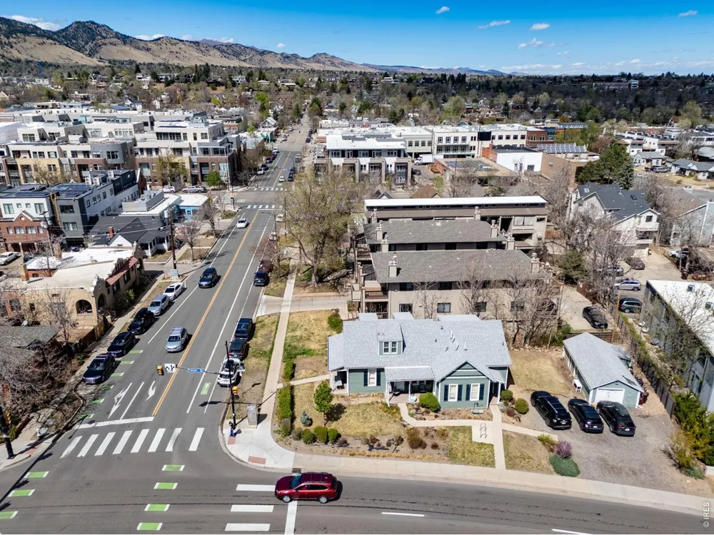 1806 17th Street Boulder, CO 80302