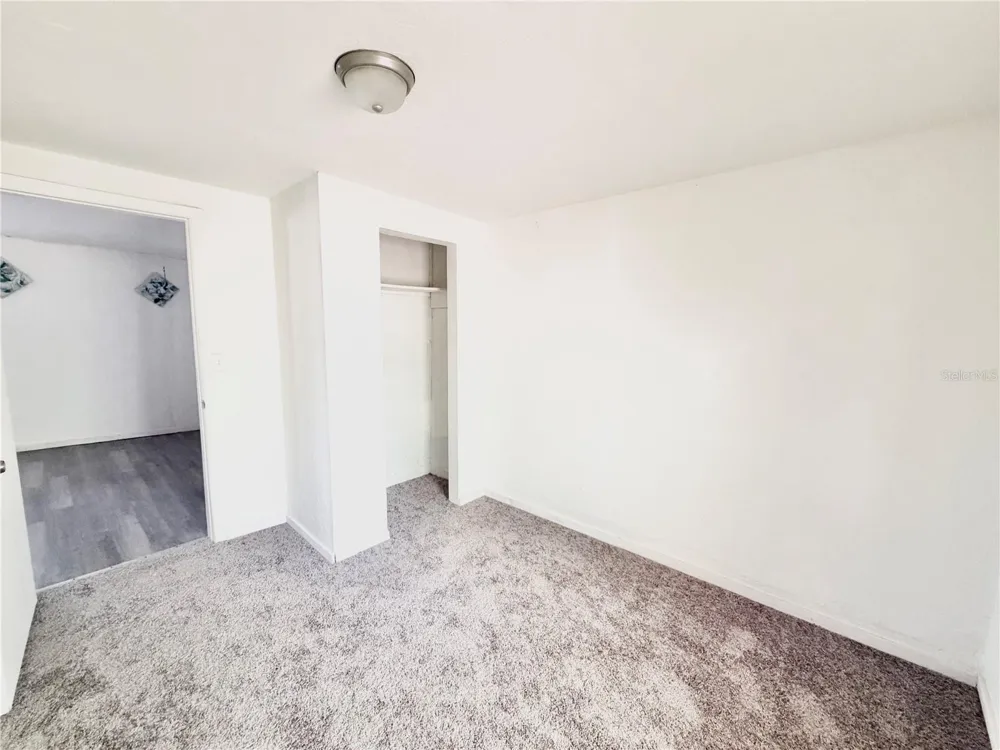 21433 SE HAWTHORNE ROAD Hawthorne, FL 32640