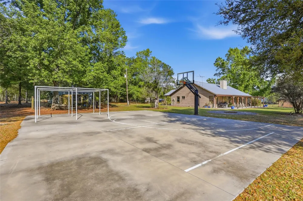 15223 NW STATE ROAD 45 High Springs, FL 32643