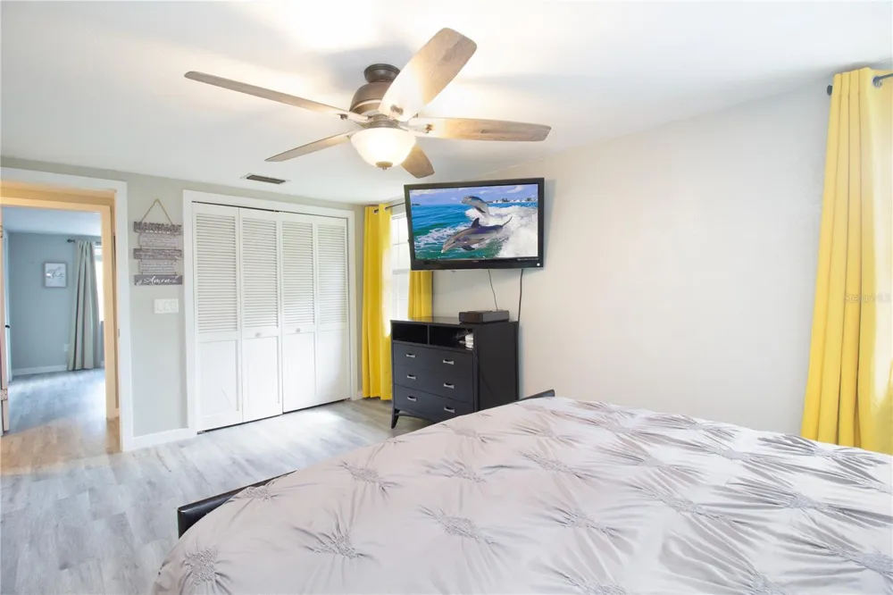 7018 OAKVIEW CIRCLE Tampa, FL 33634